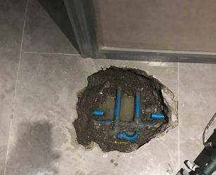 若尔盖阳台漏水维修公司分享下暖气管道漏水的原因有哪些